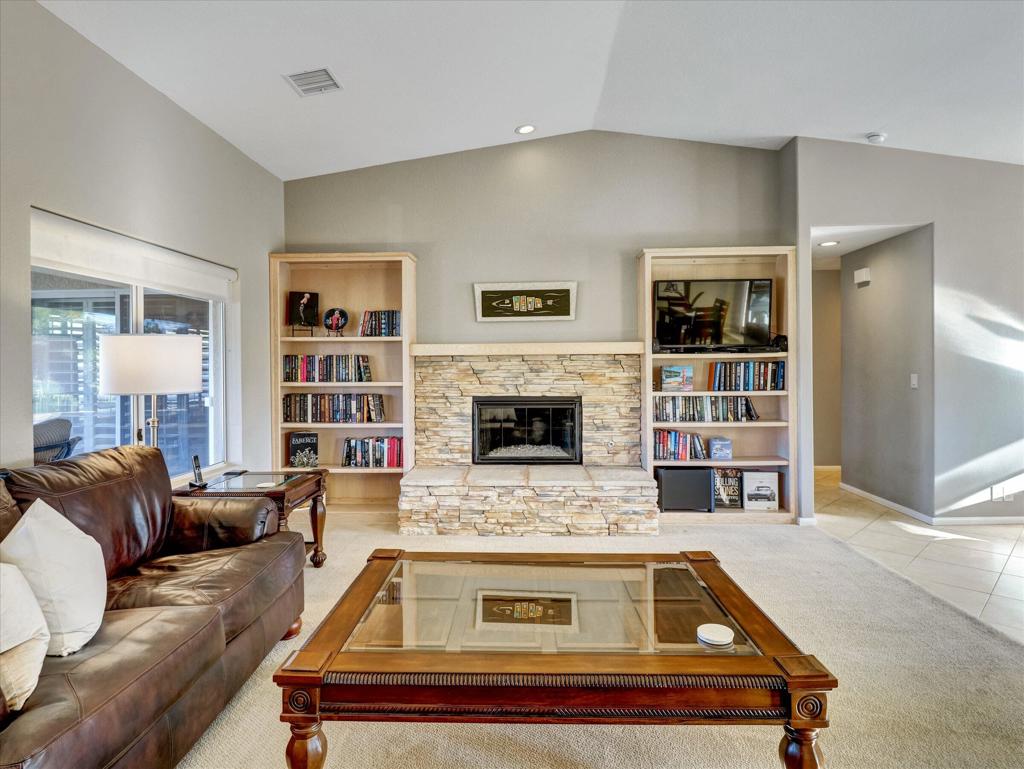 Mission Lakes - Residential