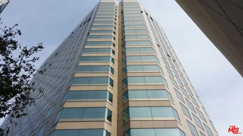 Photo of 801 S Grand Avenue #1906, Los Angeles, CA 90017 (MLS # 25610673) Photo of 801 S Grand Avenue #1906, Los Angeles, CA 90017 (MLS # 25610673)