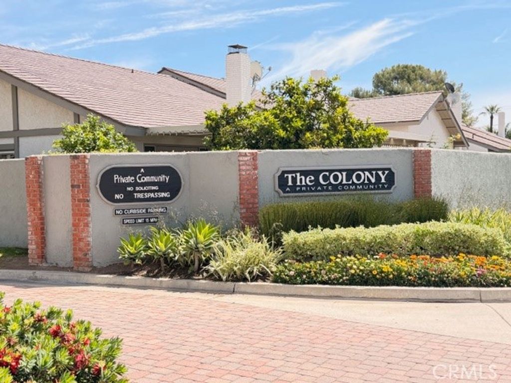 Photo of 1022 Regis Way Way, Tustin, CA 92780 (MLS # OC26078721)