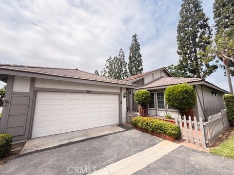 Photo of 1022 Regis Way Way, Tustin, CA 92780 (MLS # OC26078721)