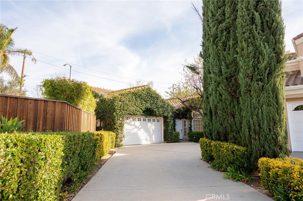 26604 Marigold Court