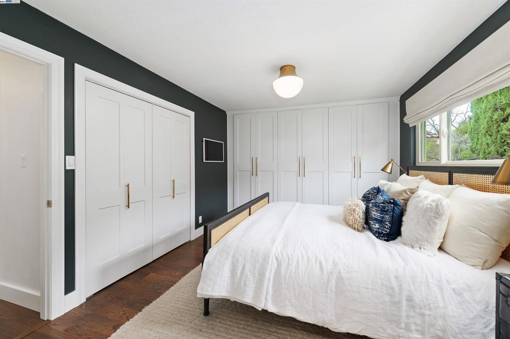 MISSION PARK - Residential