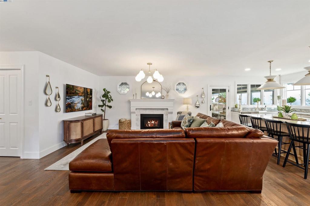 MISSION PARK - Residential