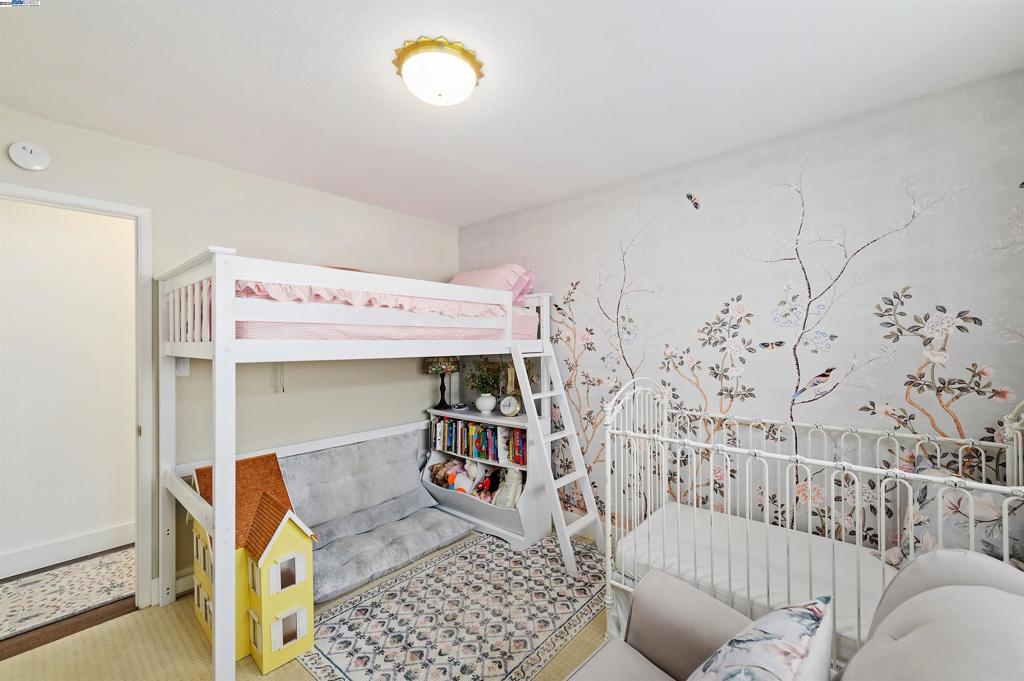 MISSION PARK - Residential