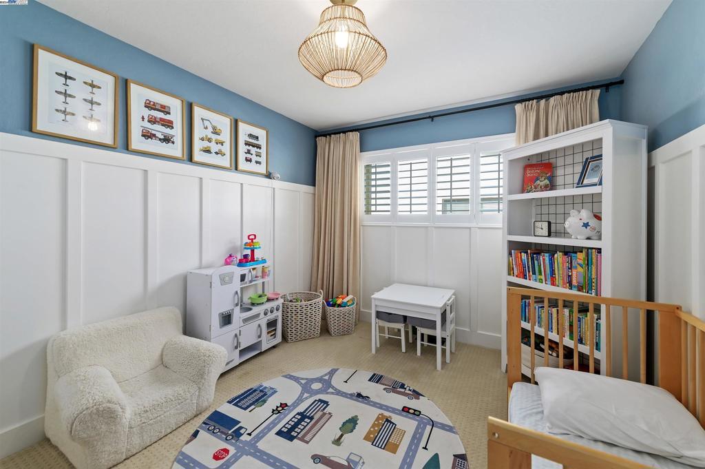 MISSION PARK - Residential