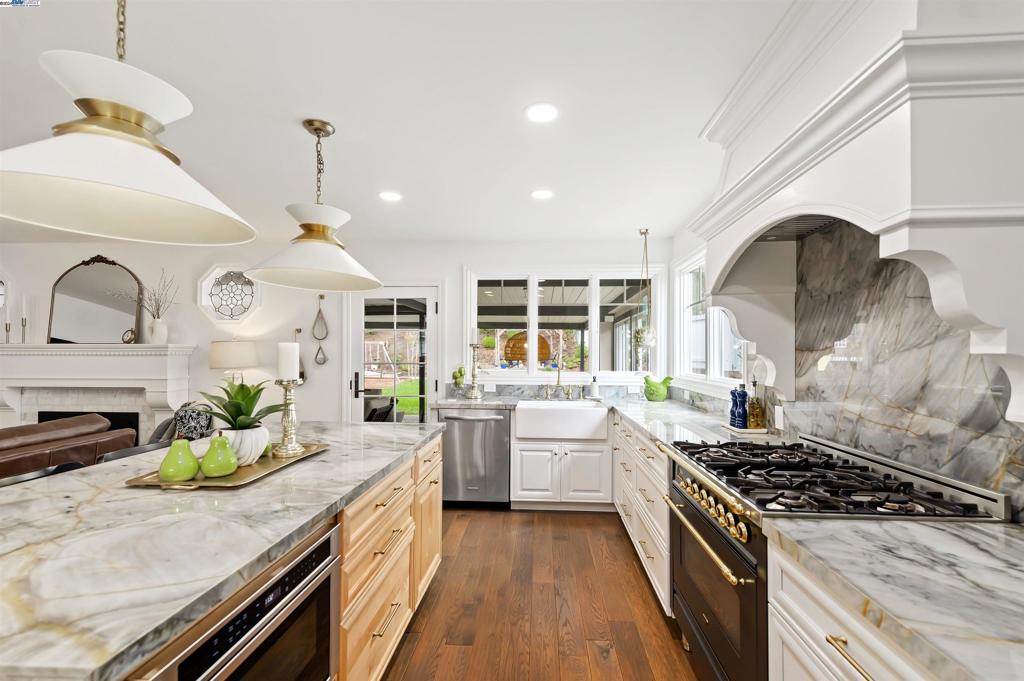 MISSION PARK - Residential