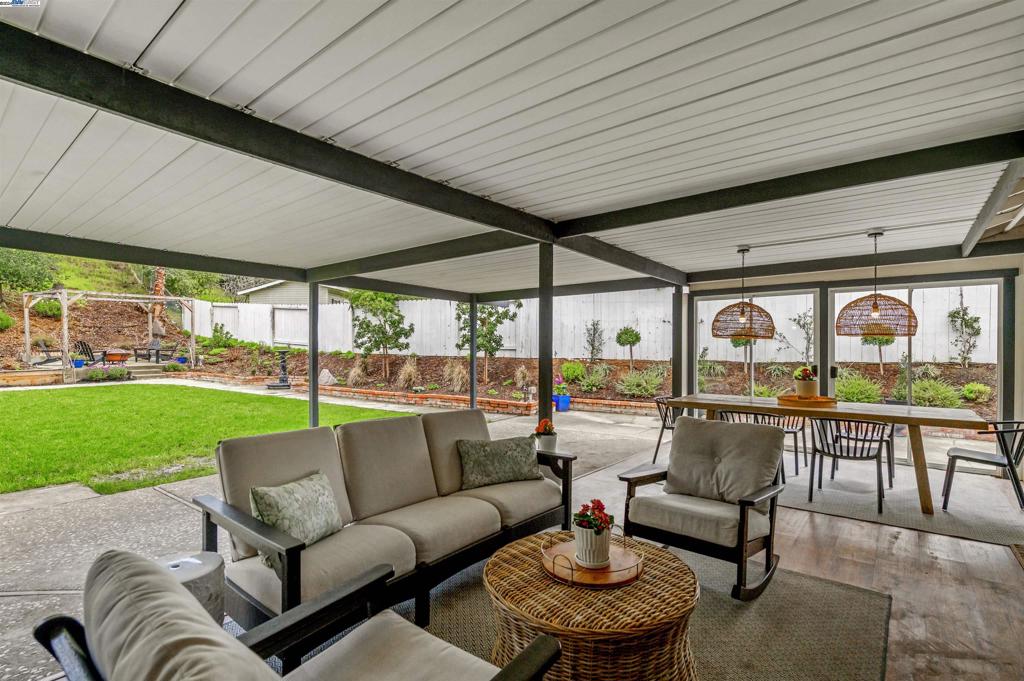 MISSION PARK - Residential