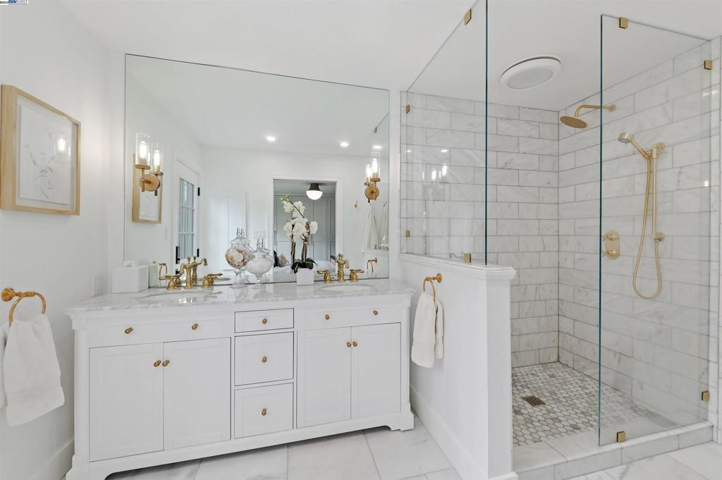 MISSION PARK - Residential