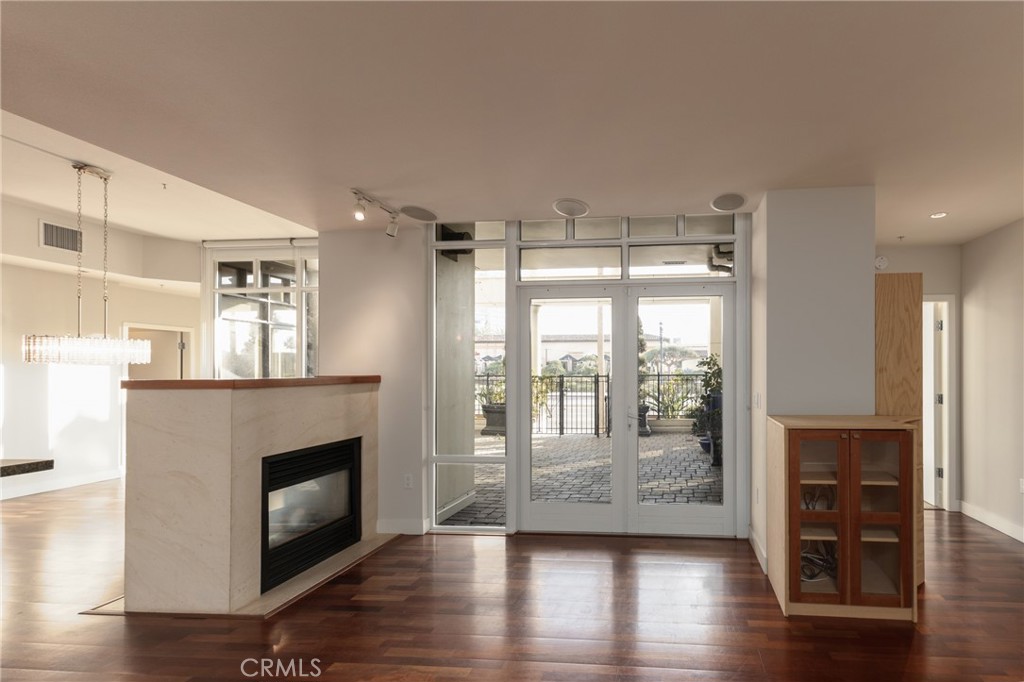 700 W Harbor Drive 104