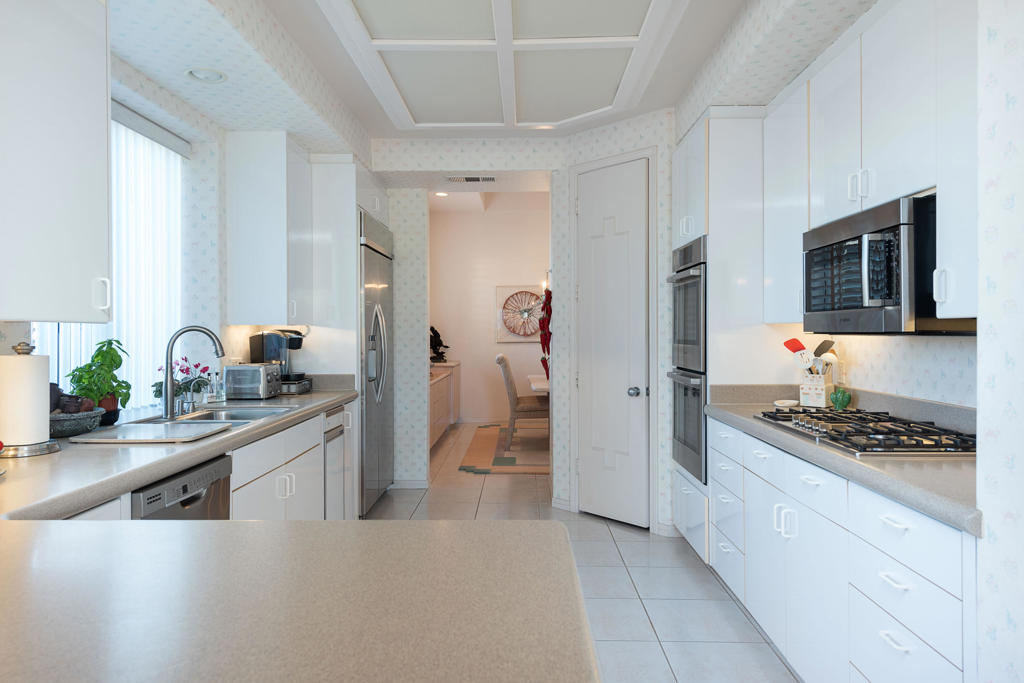 Avondale Country Clu - Residential