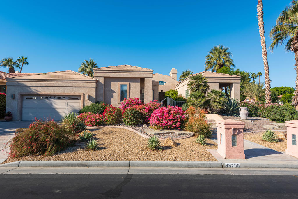 Avondale Country Clu - Residential