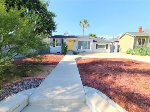 Photo of 1017 Campus Avenue, Redlands, CA 92374 (MLS # IG26096861)