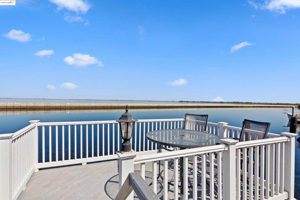 BETHEL ISLAND - Residential