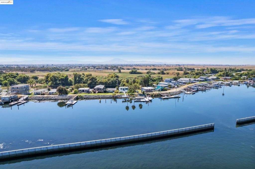 BETHEL ISLAND - Residential