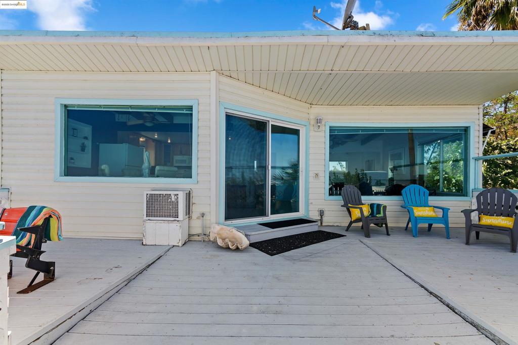 BETHEL ISLAND - Residential