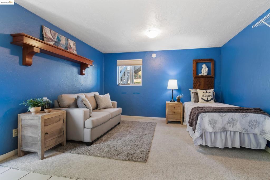 BETHEL ISLAND - Residential