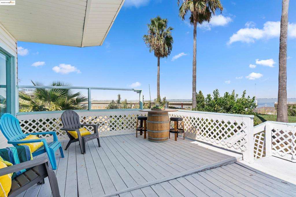 BETHEL ISLAND - Residential