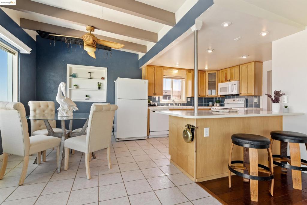 BETHEL ISLAND - Residential