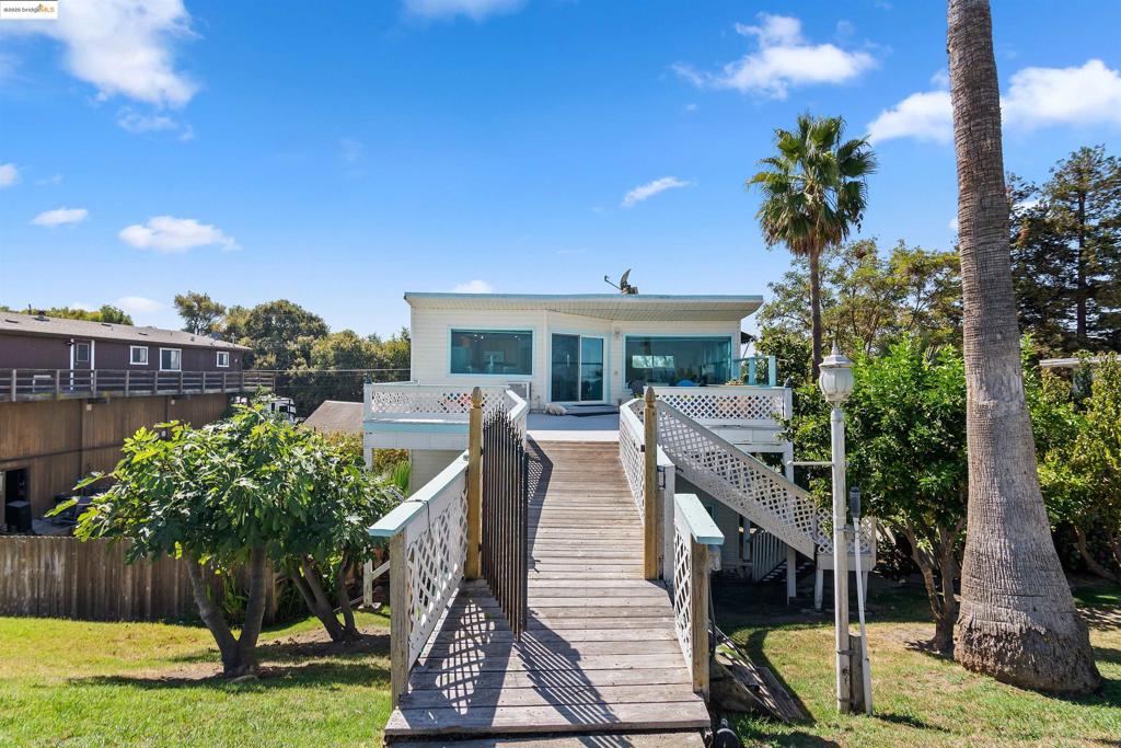 BETHEL ISLAND - Residential