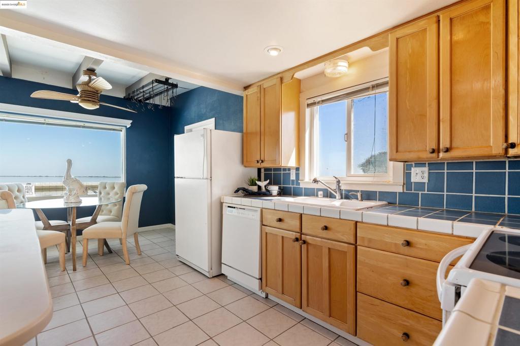 BETHEL ISLAND - Residential