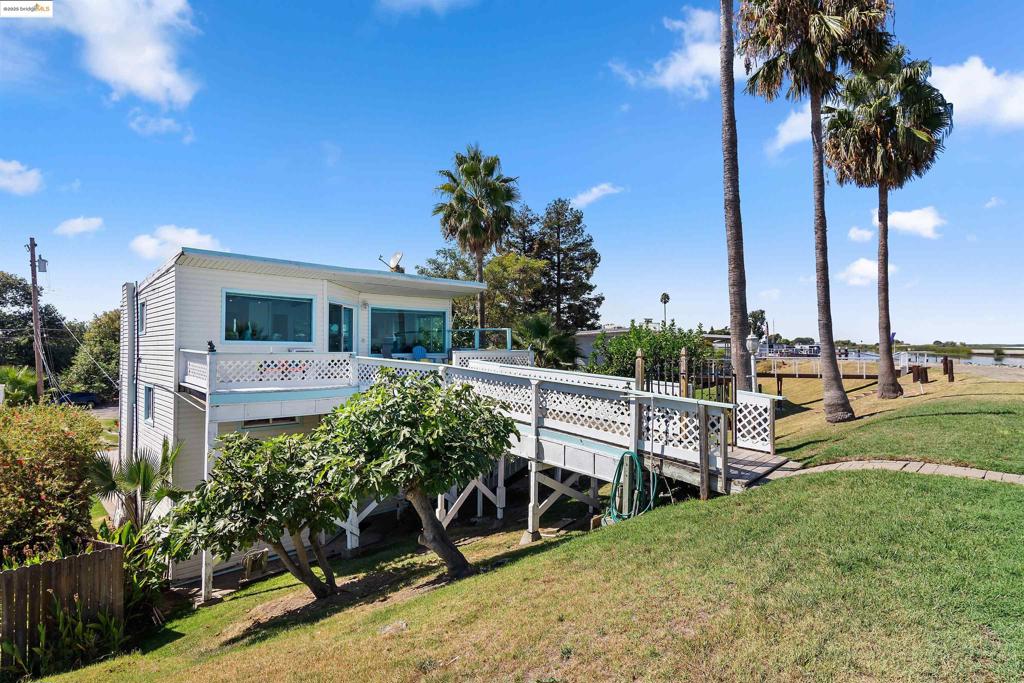 BETHEL ISLAND - Residential