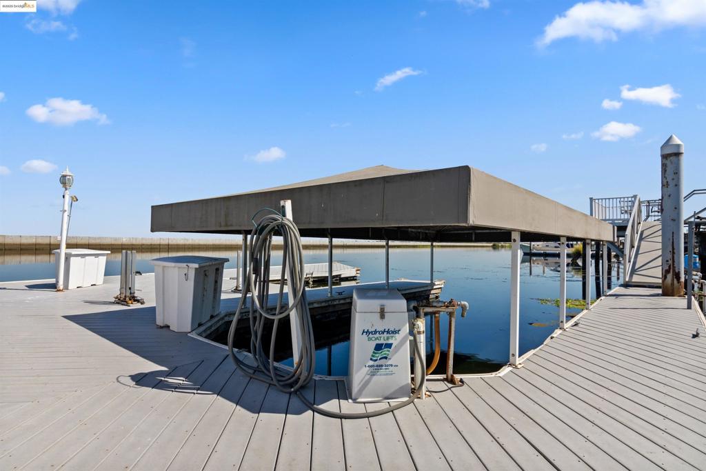 BETHEL ISLAND - Residential