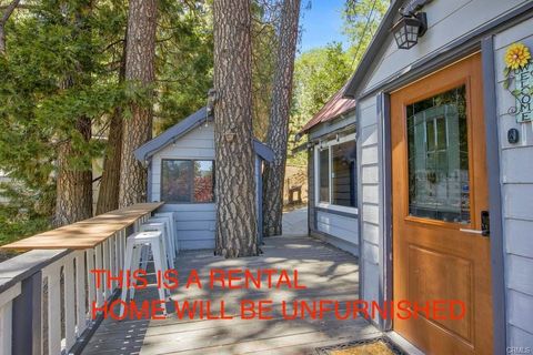 Photo of 23882 Springwater Rd, Crestline, CA 92325 (MLS # RS26074534)