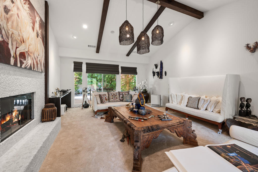 7 Chopin Court