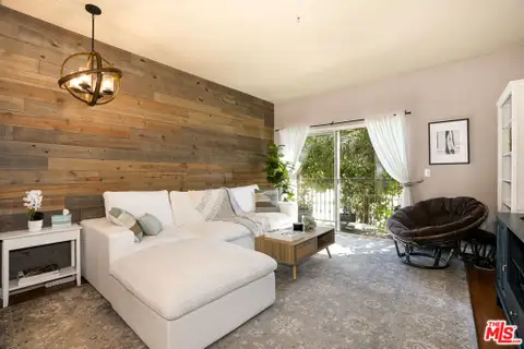 6525 Woodman Avenue Unit 2, Van Nuys, CA 91401 - MLS#: 26854153