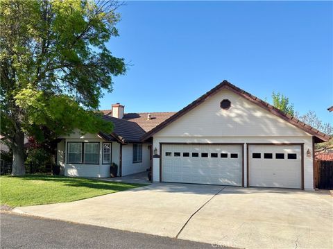 Photo of 1931 Wild Rice Ln, Paso Robles, CA 93446 (MLS # NS26072433)