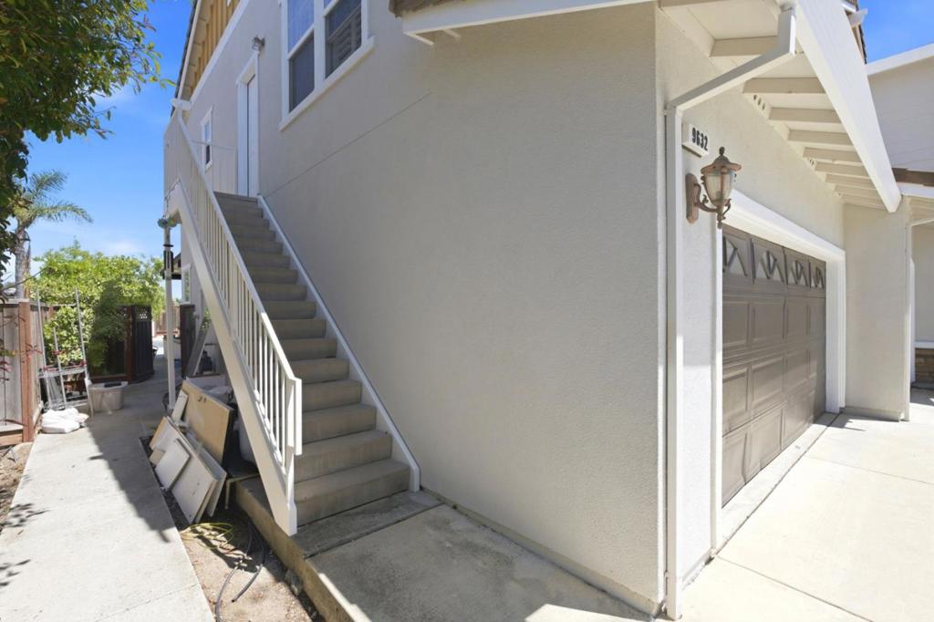 9632 Cherrywood Court