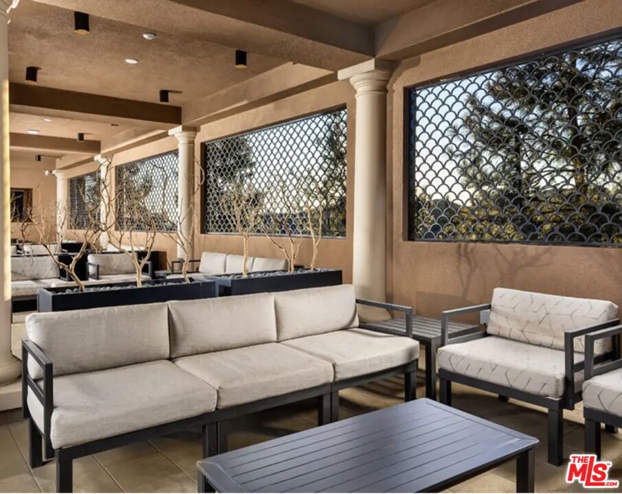 20629 W Chestnut Circle