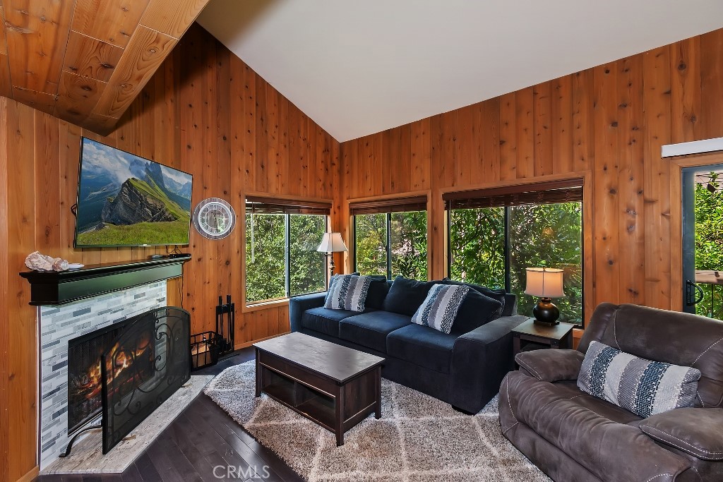Arrowhead Woods (AWHW) - Residential