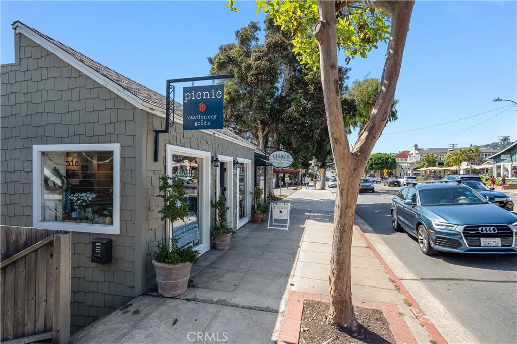 1259 S Coast