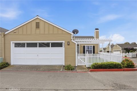Photo of 802 Del Rey, Santa Maria, CA 93454 (MLS # PI26087634)