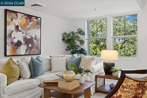 Photo of 1840 Tice Creek Dr #2340, Walnut Creek, CA 94595 (MLS # 41133372)