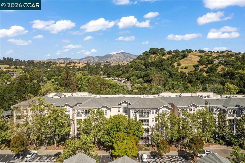 Photo of 1840 Tice Creek Dr #2340, Walnut Creek, CA 94595 (MLS # 41133372)