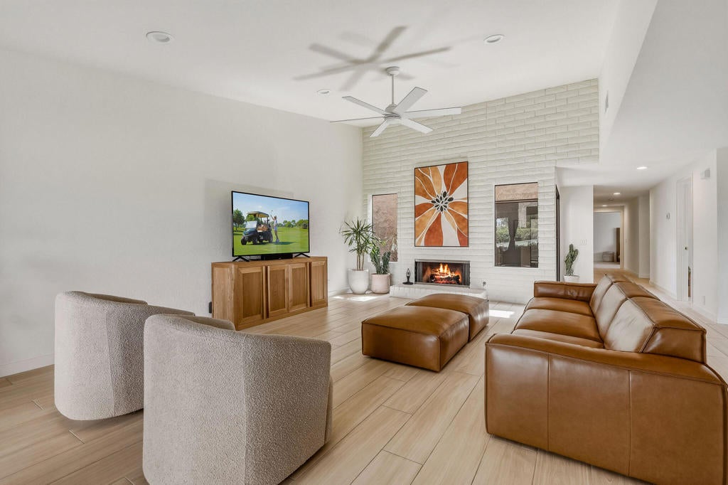 6 Joya Drive