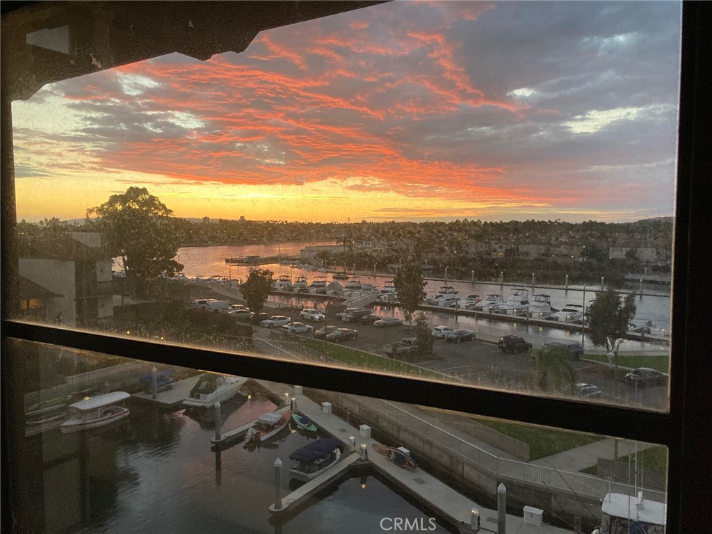5327 Marina Pacifica Drive N Key19