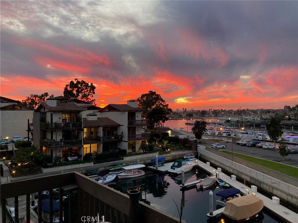 5327 Marina Pacifica Drive N Key19