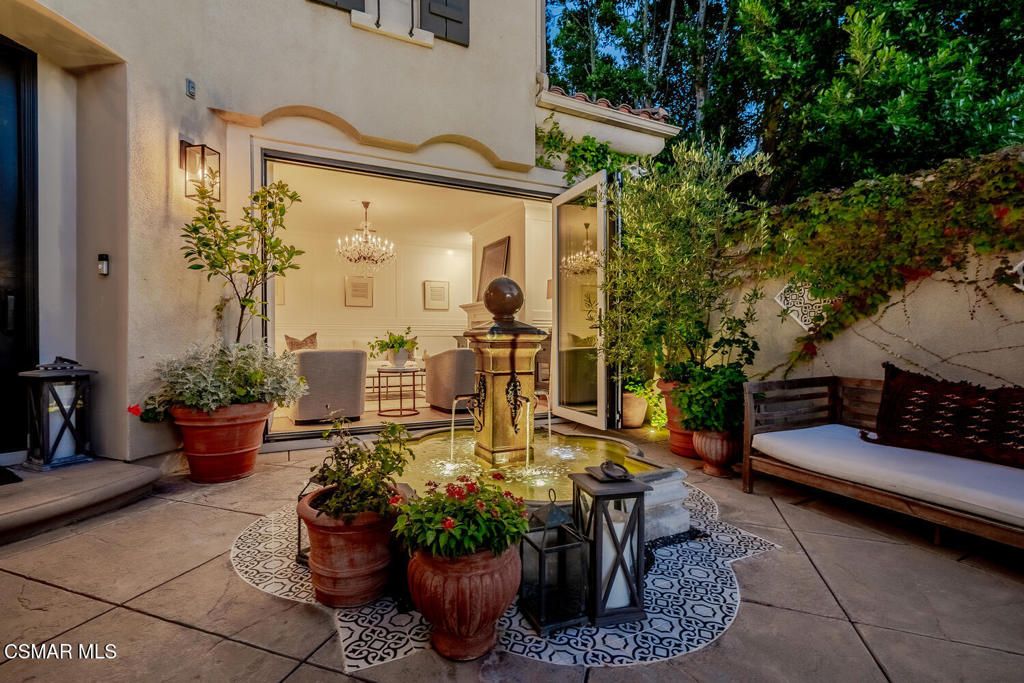 Photo of 3374 Country Home Court, Thousand Oaks, CA 91362 (MLS # 225005235)