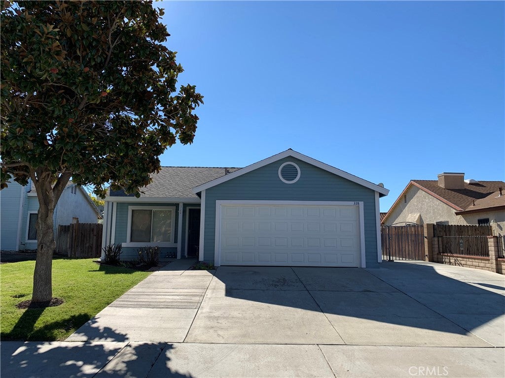 Photo 1 of 8 — 328 Blue Ridge, San Jacinto, CA 92583