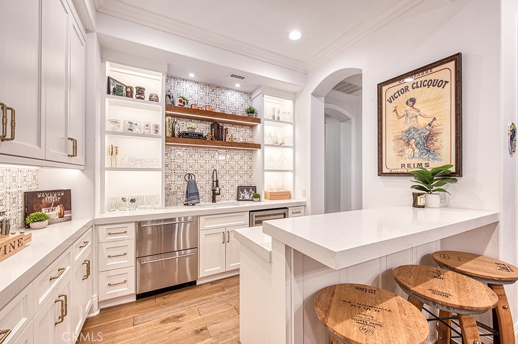 Trabuco Canyon, California, 92679, United States, 6 Bedrooms Bedrooms, ,7 BathroomsBathrooms,Residential,Active,2037506