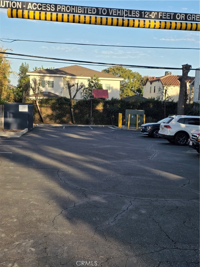 3932 Long Beach