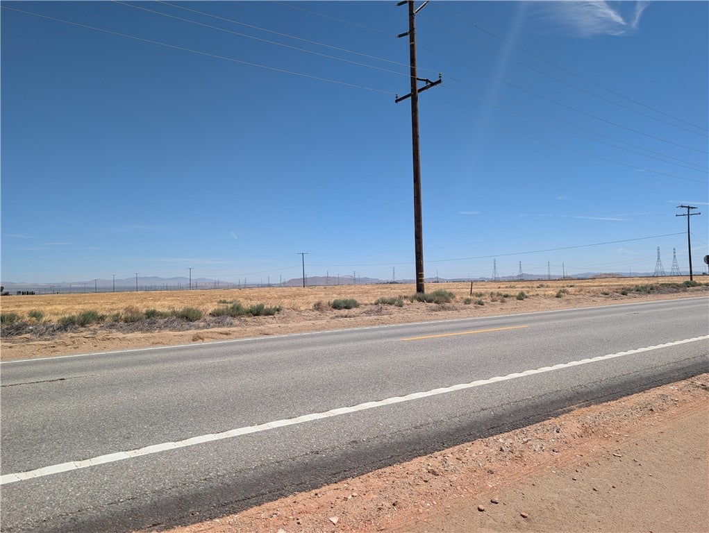 0 W Ave D (Hwy 138)