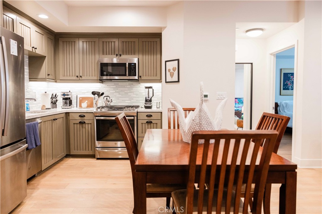 627 Deep Valley Drive 216