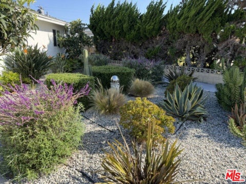Tiny photo for 1051 Gill Avenue, Port Hueneme, CA 93041 (MLS # 26968565)
