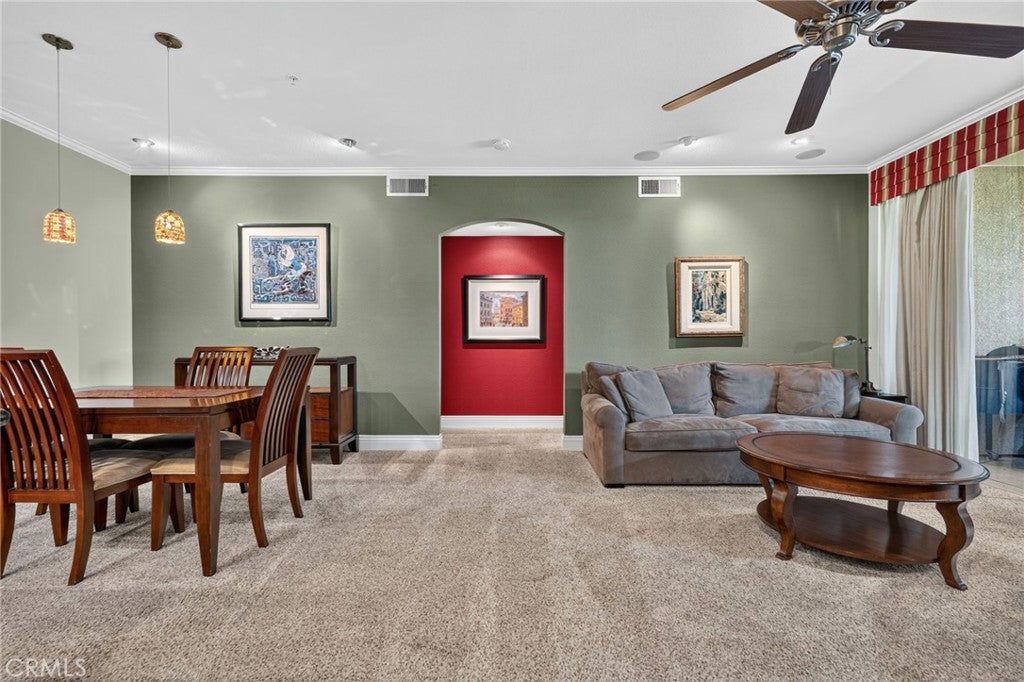 22681 Oakgrove 127