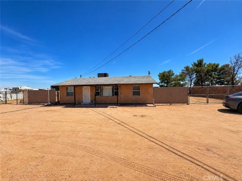 Tiny photo for 36827 Hidden River Rd, Hinkley, CA 92347 (MLS # HD26225871)