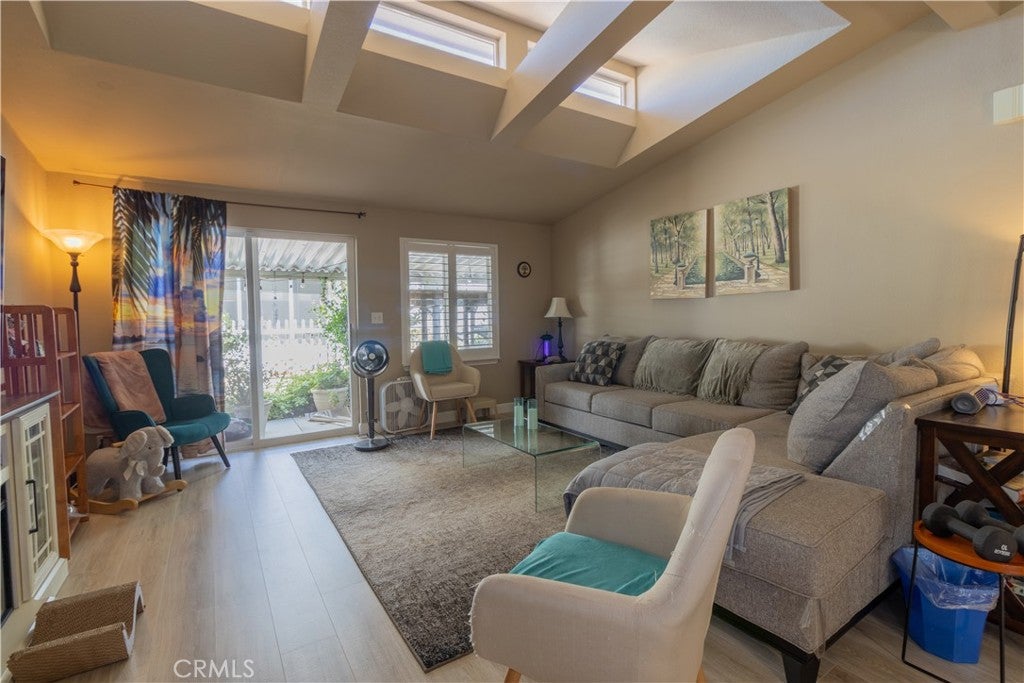 10961 Desert Lawn Dr (358 Redwood) 358